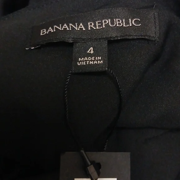 BANANA REPUBLIC Elegant Black One-Shoulder Dress Size 4 NWT - Picture 9 of 10